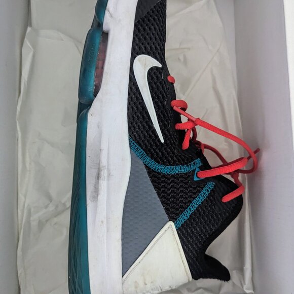 Lebron Witness IV sz 10 w/ box - Picture 2 of 4
